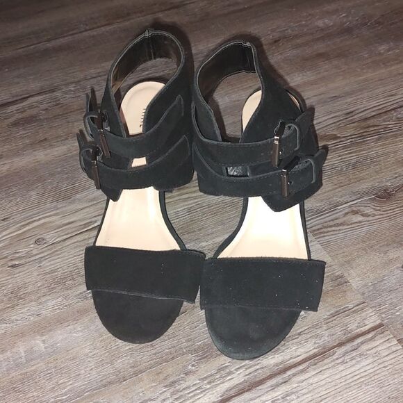 Nine West Gemina black  leather block heel strapped sandals Sz 6.5 - Picture 2 of 12